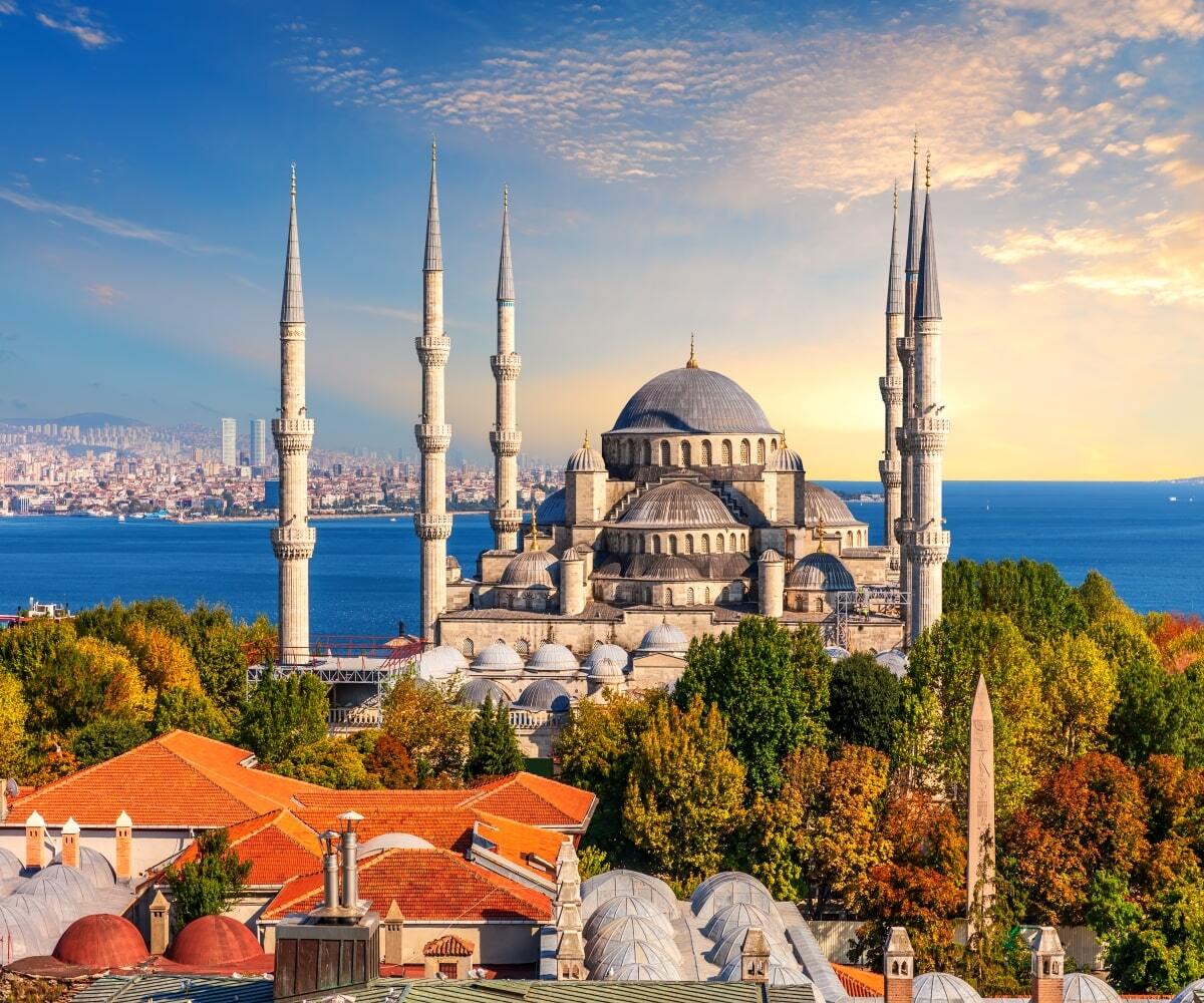 antalya-istanbul4_0.95653800-1747405260.jpg